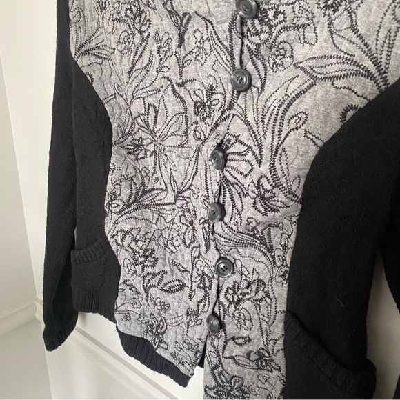 ANTHROPOLOGIE Knitted + Knotted Embroidered Sweater Bomber Jacket Sz XS - Picture 7 of 8